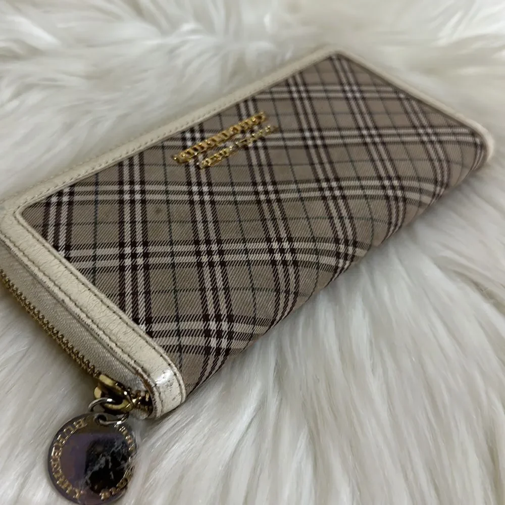 💯Authentic Burberry Blue Label Long Wallet 🍀